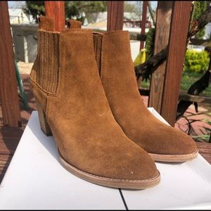 Dolce Vita Chelsea Bootie size 9.5